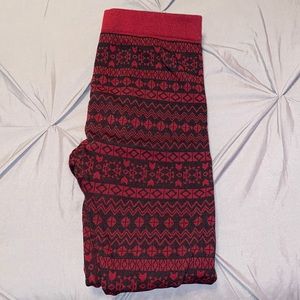 Maroon Pattern Fleece Leggings